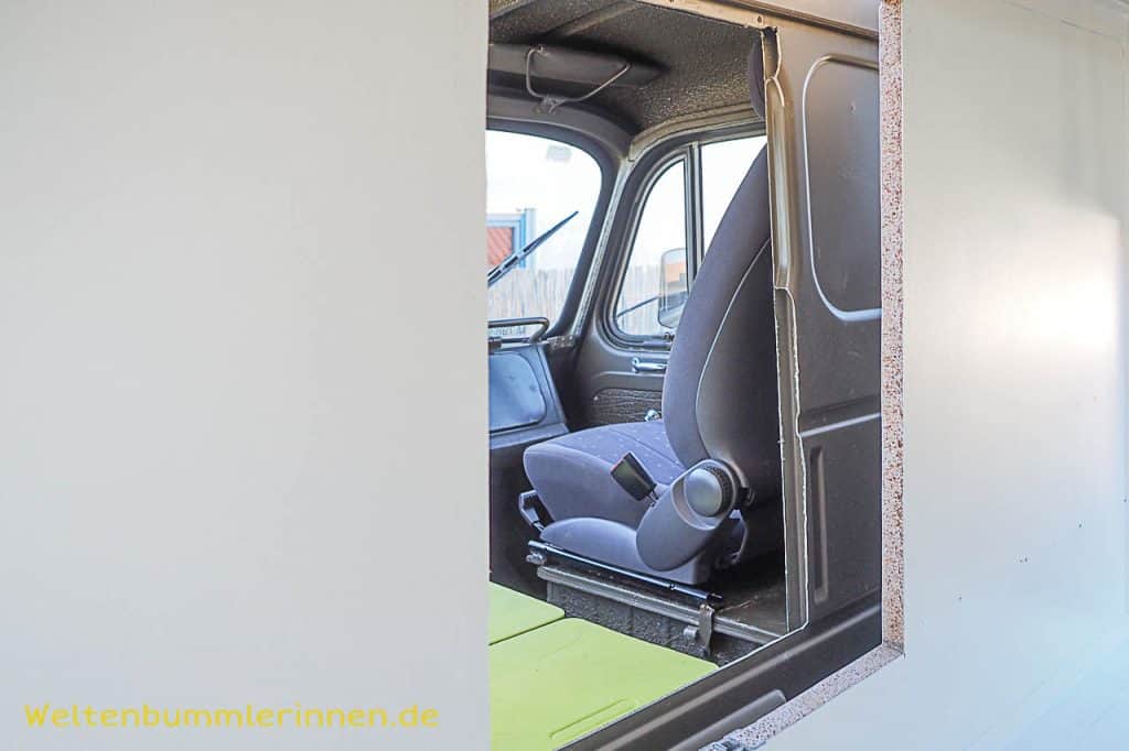 2017-03-27 15-03-00 wp Durchstieg - Bau eines Durchstieges beim Steyr 680 GL