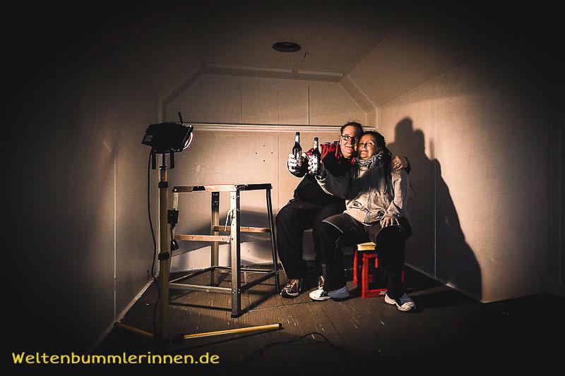 Weiß, Weiß, Weiß… Prost – Schimmelschutzfarbe wird verstrichen