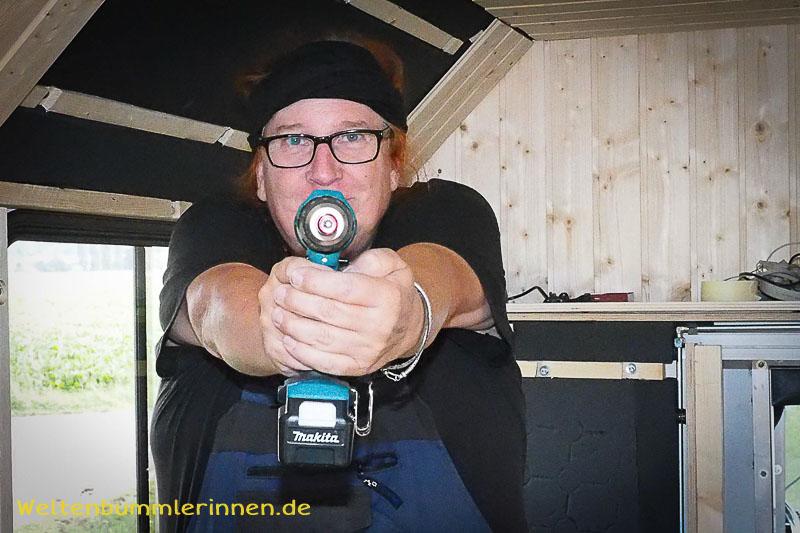 Akkuschrauber statt Pistole !