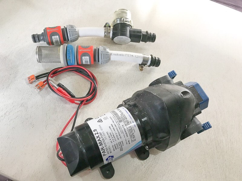 Allzeit-Bereift.de Wassser im Camper Pumpe 12V