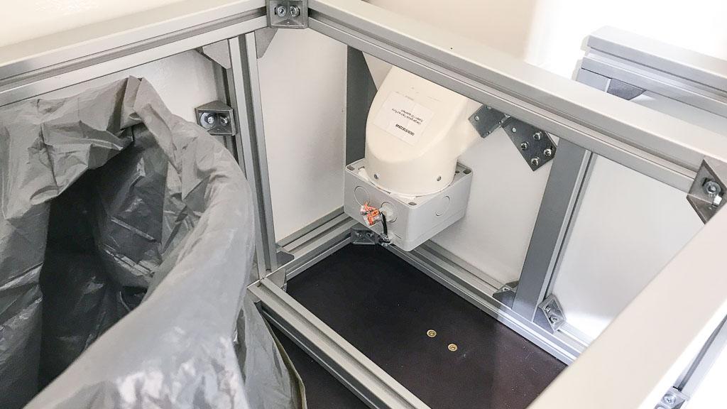 Position-Lüfter-Trockentrenntoilette Die Trockentrenntoilette im Wohnmobil