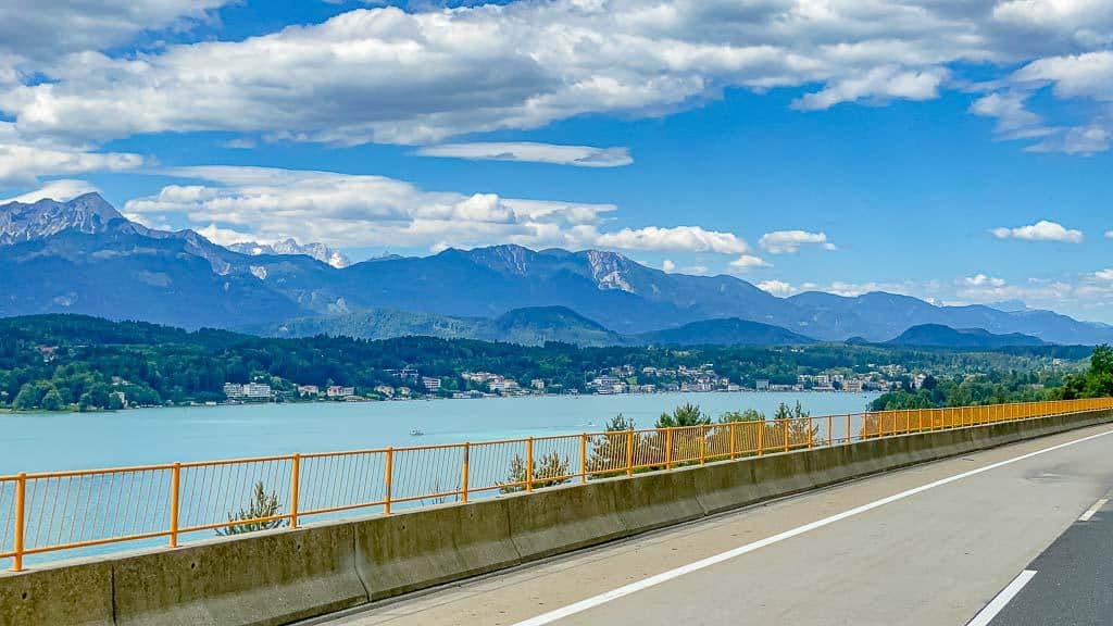 Quer durch Europa 01 Österreich Black Pearl und Allzeit-Bereift