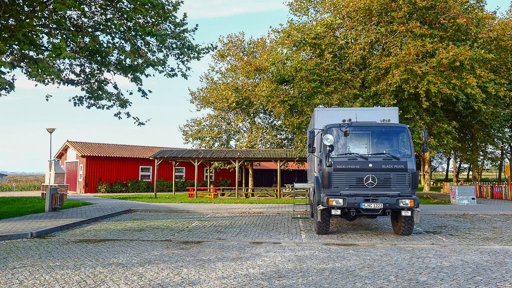 Auf der Flucht Pernoita