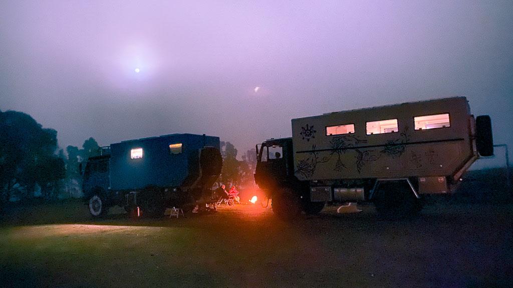 Allzeit-bereift.de mit Freunden am Lagerfeuer