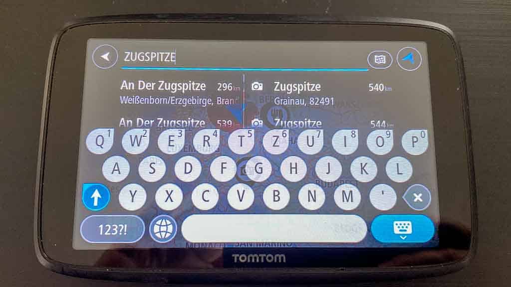 TOMTOM-Go-Professional-620-POI-Suche Navigationsgerät im großen Wohnmobil TOMTOM-Go-Professional-620 Anzeige des Suchbildschirms für die Suche nach interessanten Orten