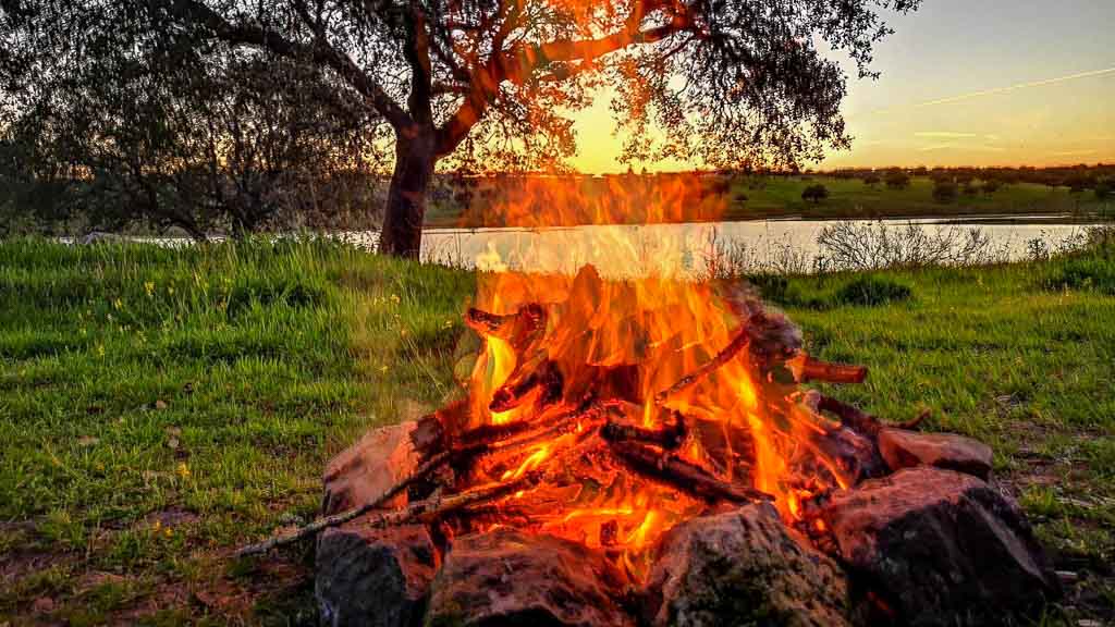 Ein wärmendes Feuerchen wird gerne genommen