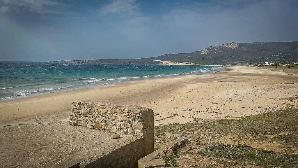 Die Atlantikküste in Bolonia, Südspanien