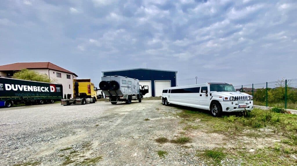 LKW Werkstatt bei Arad