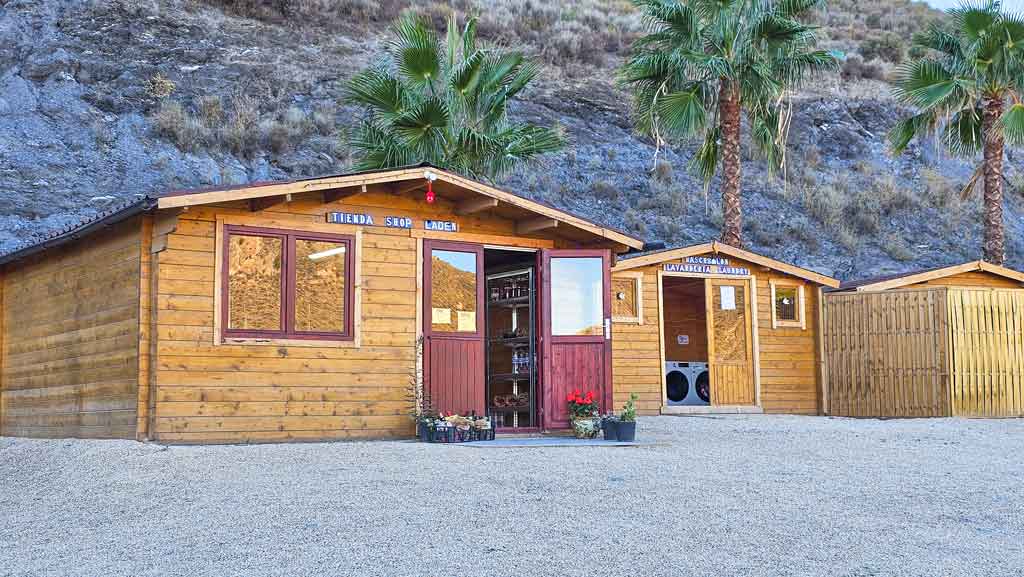 Area Camper La Ermita Shop Einkaufsladen