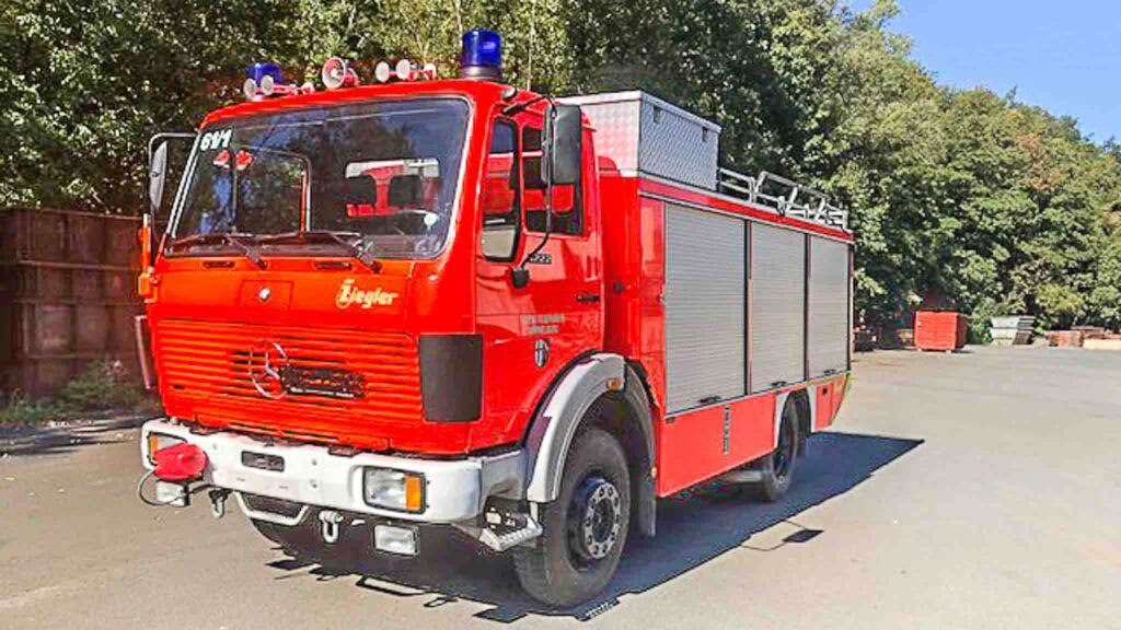 Black Pearl Hölzerne Hochzeit